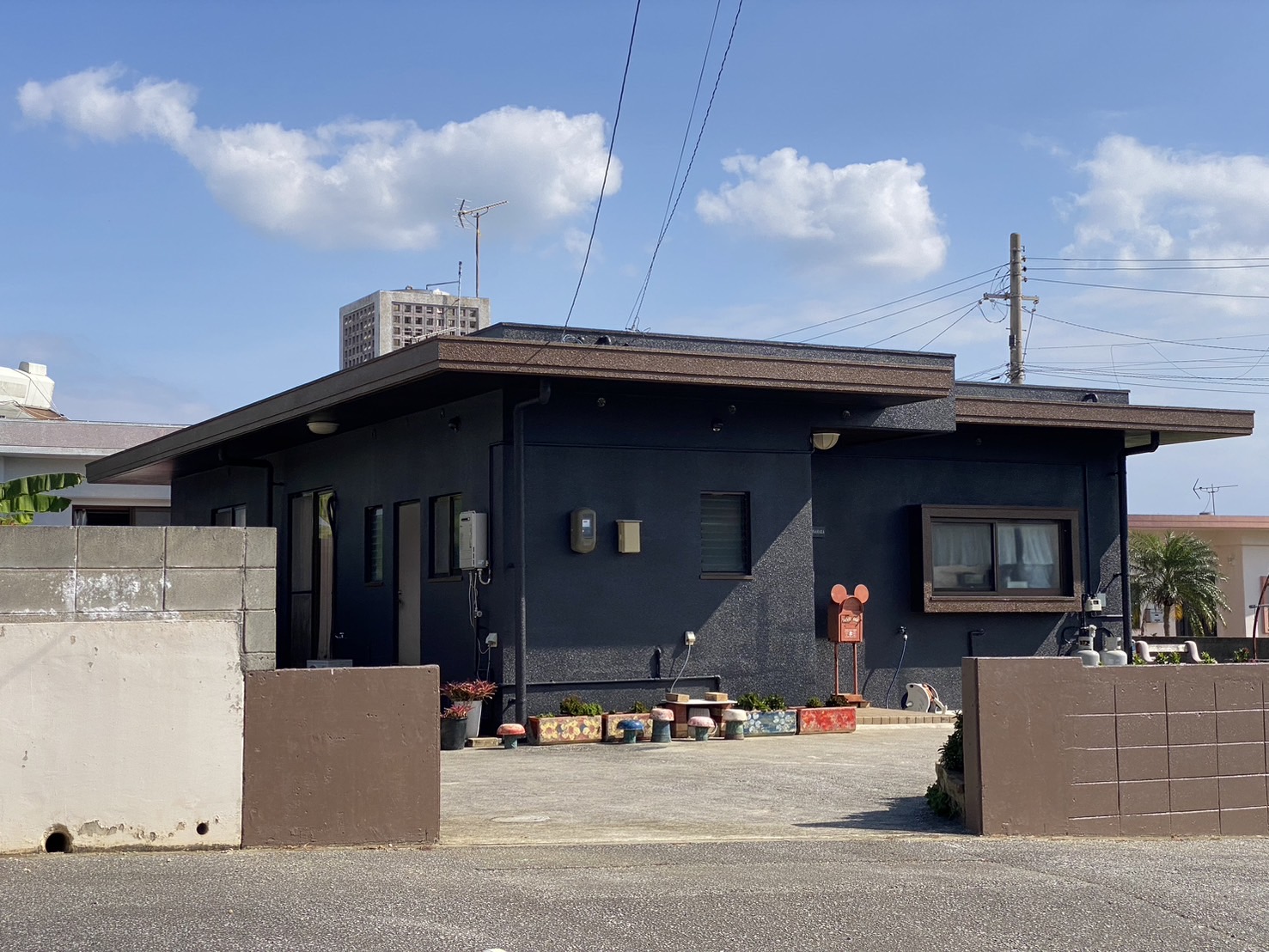 名護市U様邸（外壁塗装・屋根塗装・シーリング打ち替え）